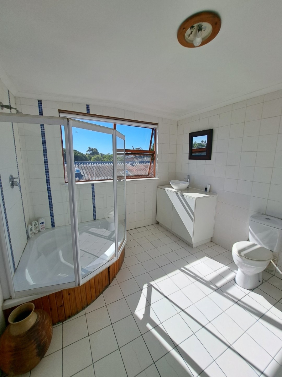 4 Bedroom Property for Sale in Rondebosch East Western Cape
